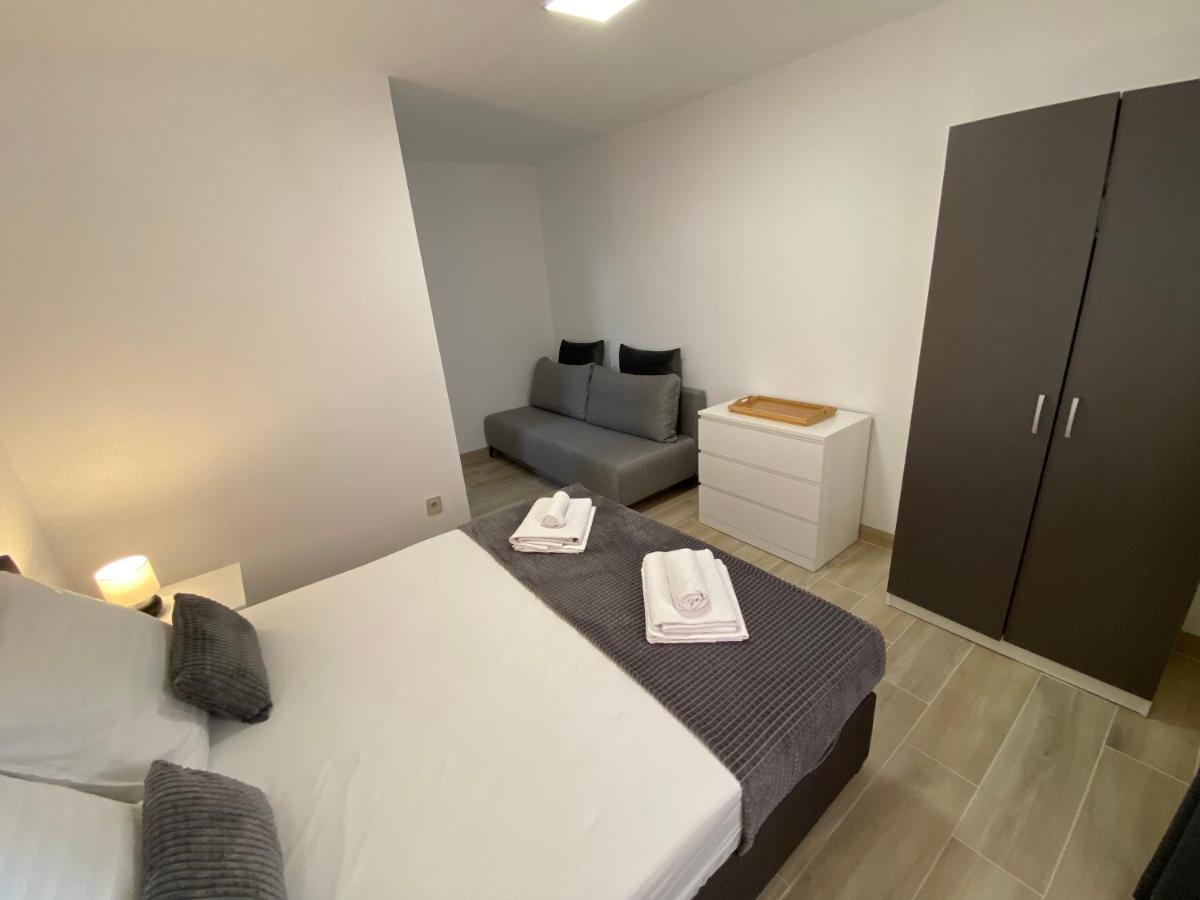 Maritom Apartments Baška Voda Екстериор снимка